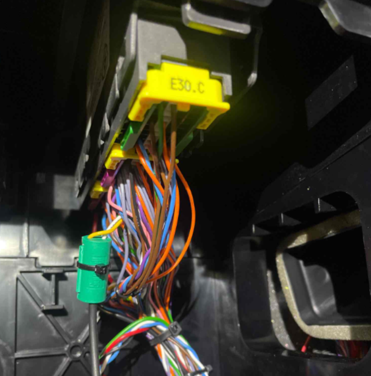 Scania_Squarell_CAN_Connection.png