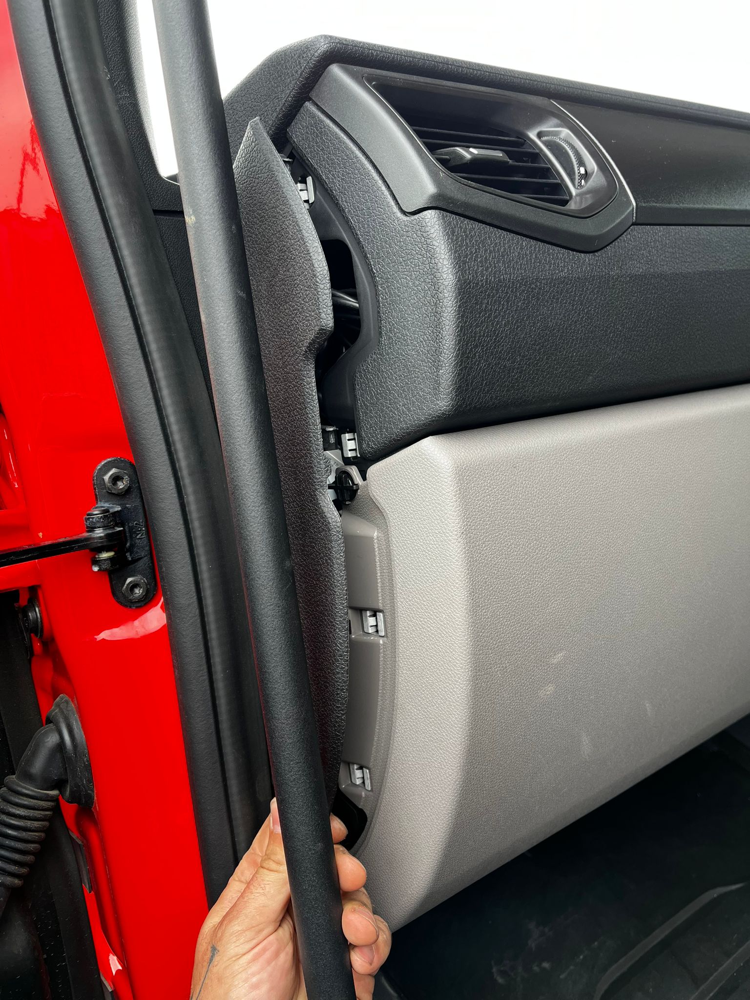 Scania dash end cap.jpg